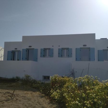 Kryni Deluxe Houses Adamantas  Zimmer foto